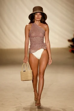 Monday Swimwear Sarongs|Bottoms^South Beach Sarong -